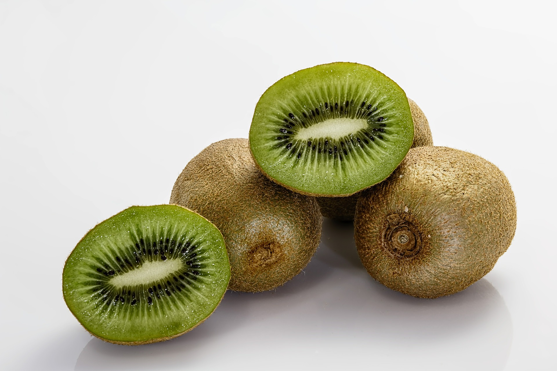 kiwifruit-400143_1920.jpg