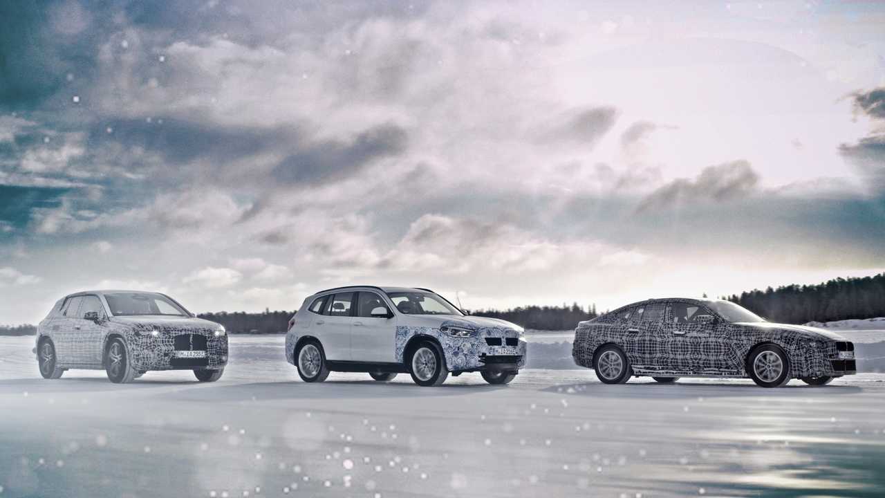 BMW 전기차 i4 티저 이미지 공개.jpg